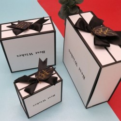 Clamshell Gift Box Lipstick Cosmetics White Packaging Box Square Gift Box