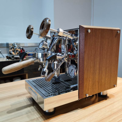 Vintage Elegance: Unveiling the Semi-Automatic Italian Coffee Machine - Handcrafted Excellence in Retro Style