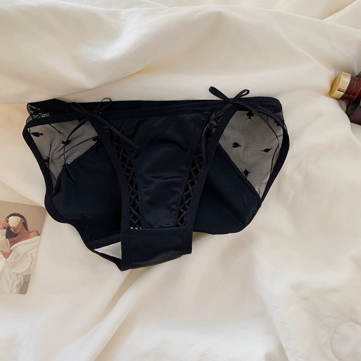 French Pure Desire Hollow Sexy Bow Briefs - Image 2