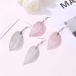 Hollow leaf earrings