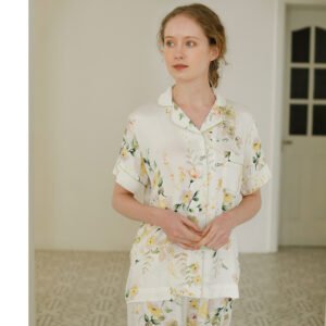 Lapel rosette pajamas