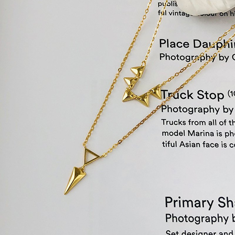 Metal geometric necklace - Image 2