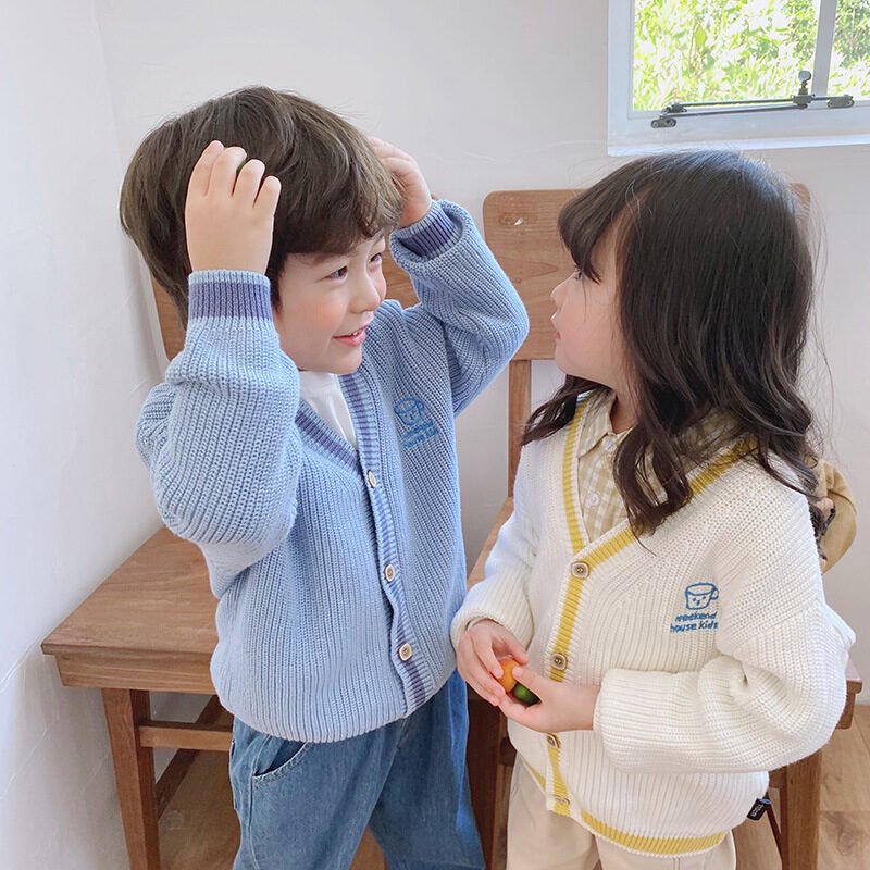 Children's sweater coat - Image 2