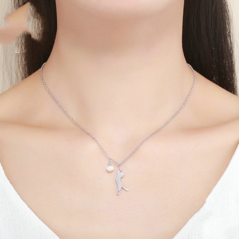 Small animal women's plain silver necklace - Image 2