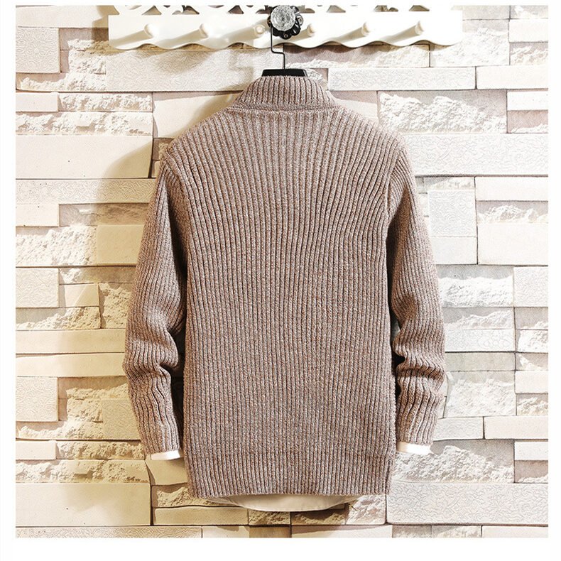 Warm, simple and versatile fashion trend bottoming shirt