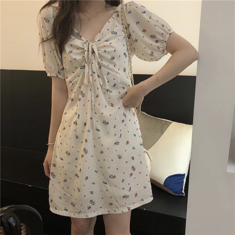 Lace-up girly puff sleeve dress - Image 3