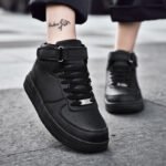Men's casual sports shoes