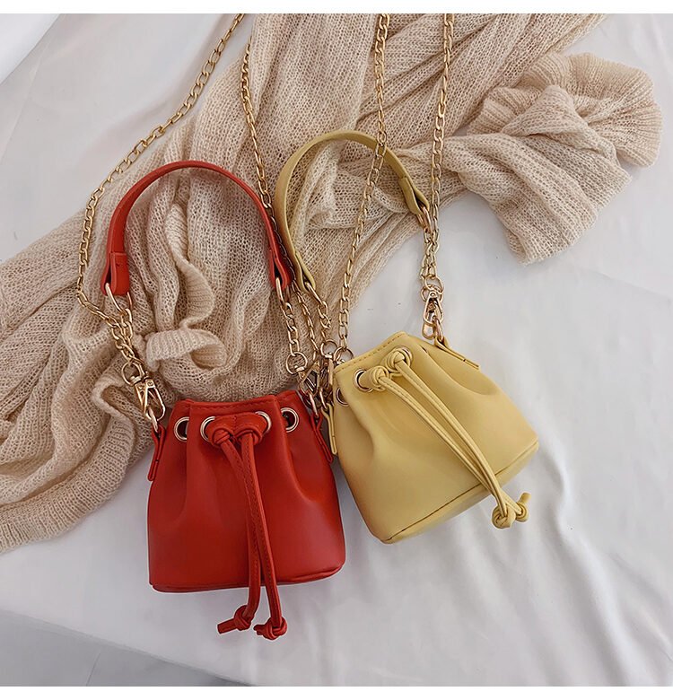 Mini drawstring shoulder messenger handbag - Image 2