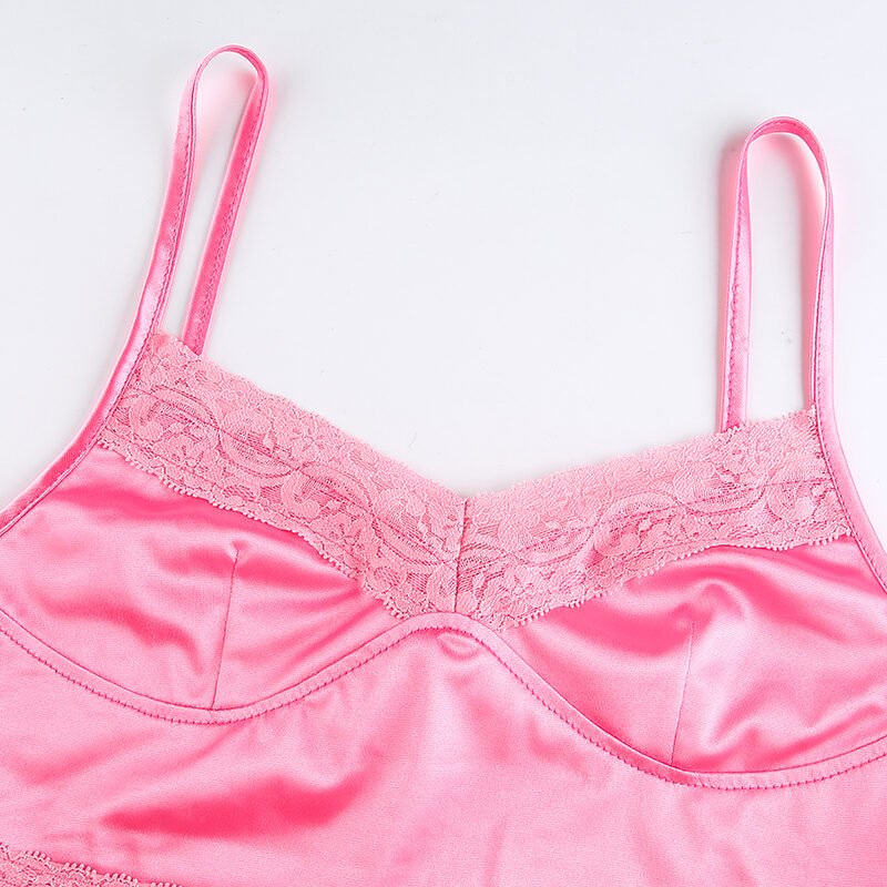 Little girl with solid-colored satin lace with - Image 3