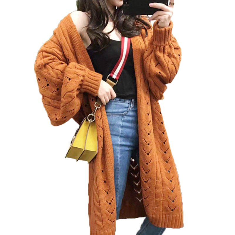 A long thin coat of twisted leather sleeves in the shape of a thin coat with a thin coat of twisted sleeves and twisted sleeves. - Image 4