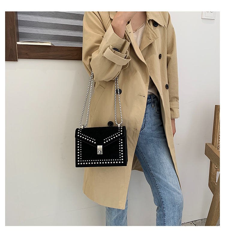 Chain rivet bag - Image 10
