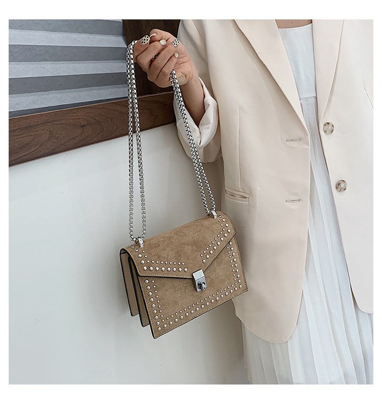 Chain rivet bag - Image 8