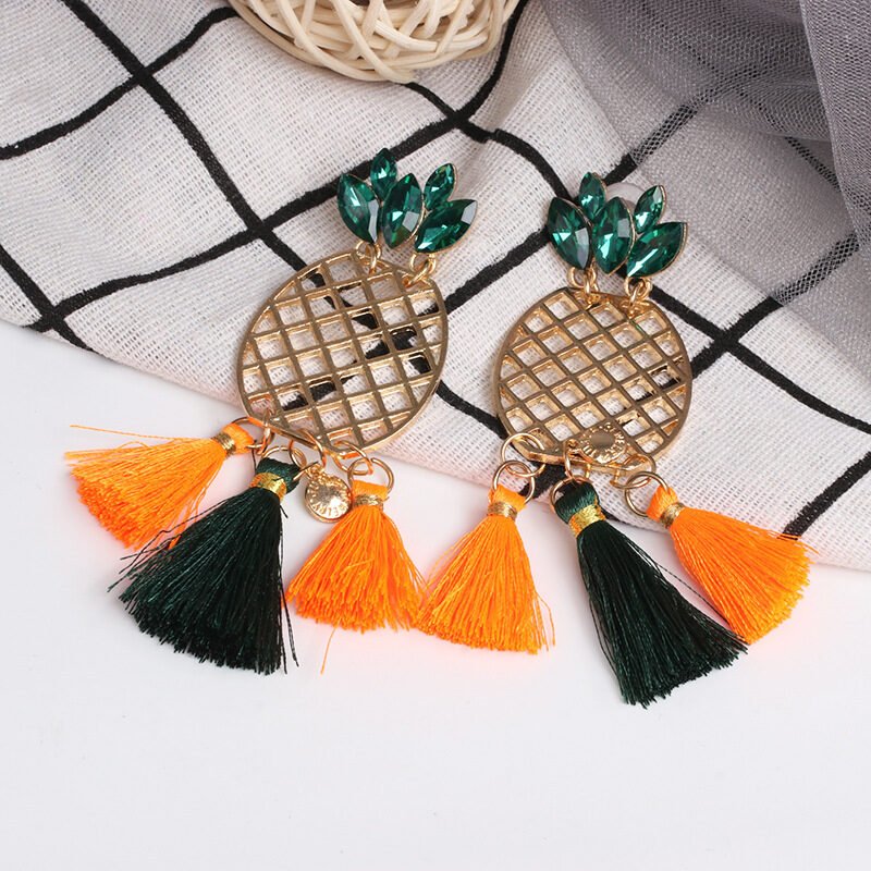 Pineapple tassel earrings - Image 4