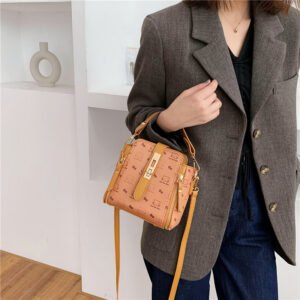 One-shoulder PU bucket bag