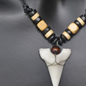 Men and Women Necklaces Imitation Shark Tooth Pendant