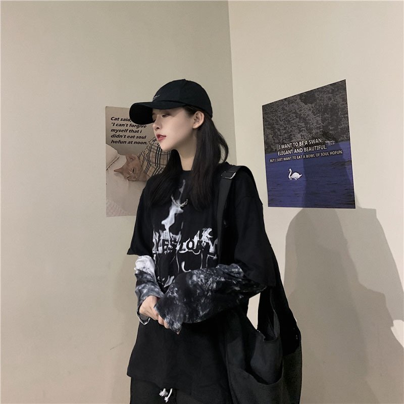 Cool Style Street Style Retro Dark Sweater - Image 2
