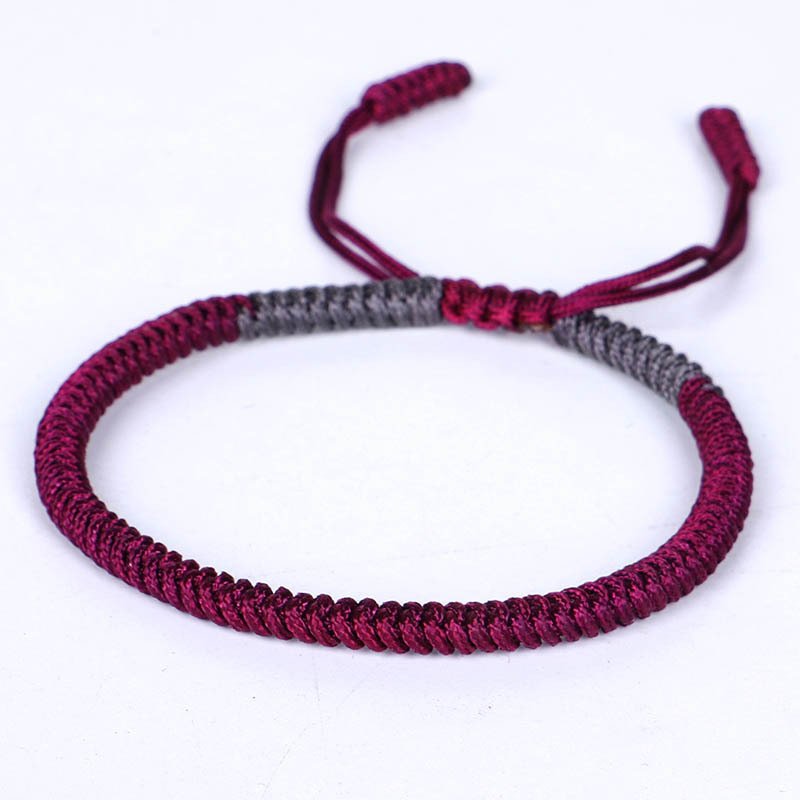 Hand-woven diamond knot bracelet - Image 7