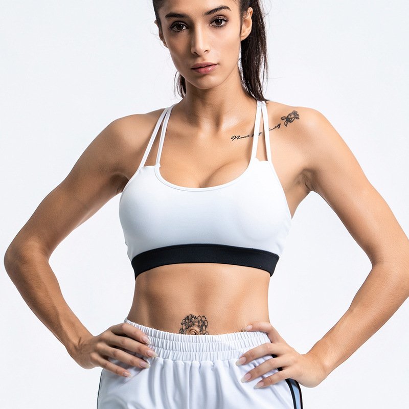 Black and white contrast sports bra - Image 2