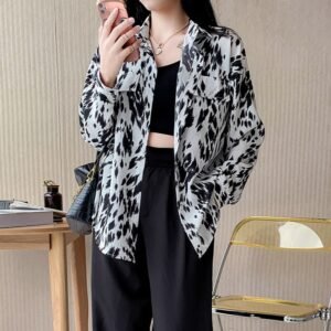 Casual retro Hong Kong style loose shirt