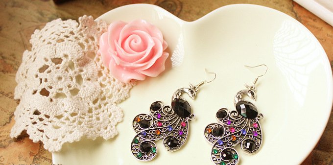 Peacock gem earrings - Image 4