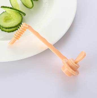 Creative fruit and vegetable curler manual cucumber slicer - Image 7