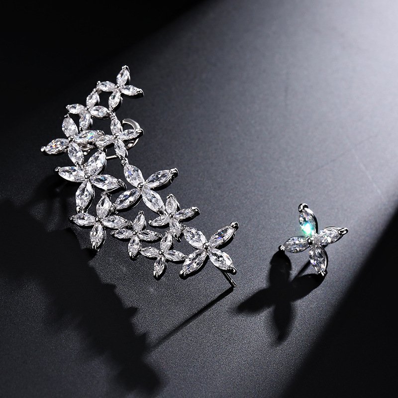 Creative And Beautiful Four-leaf Clover Earrings With Hao Shi - Image 2