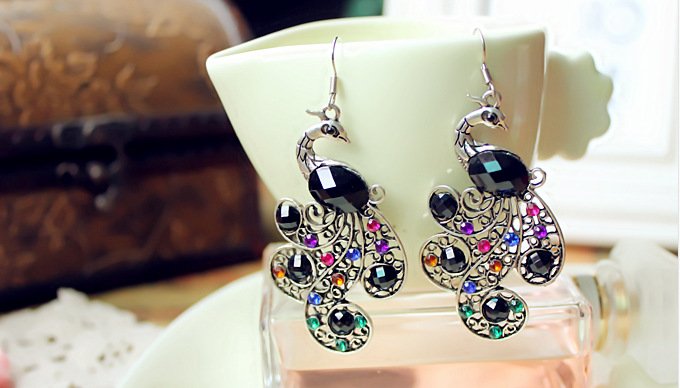 Peacock gem earrings - Image 2