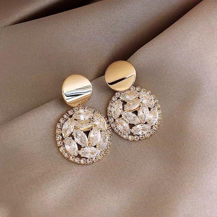 Silver needle bright round high-end earrings
