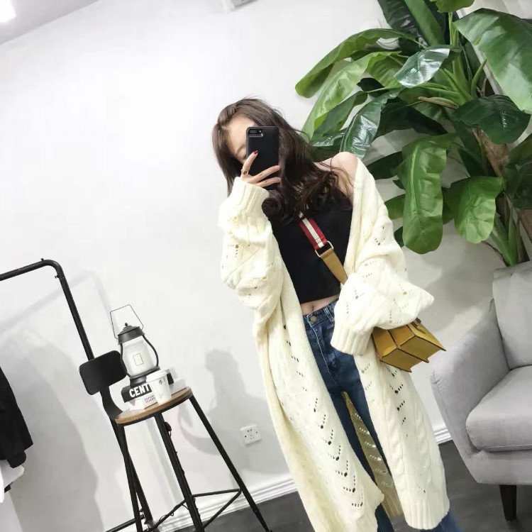 A long thin coat of twisted leather sleeves in the shape of a thin coat with a thin coat of twisted sleeves and twisted sleeves. - Image 5