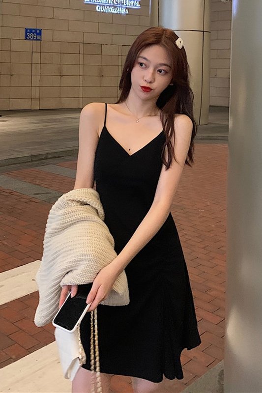 Women's black suspender dress - Image 4
