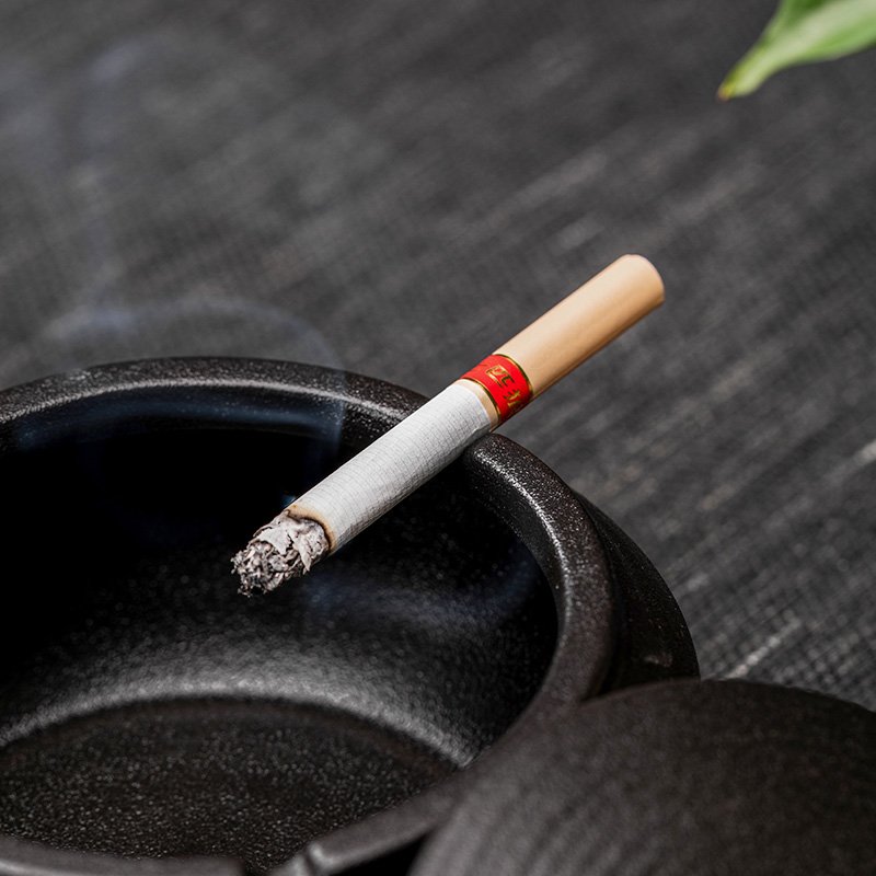 Chinese Style Retro Household Ashtray With Lid Windproof - Image 2
