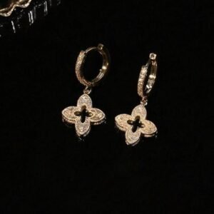Women's Brushed Italian Hollow Bucheron Style Ear Buckles French Retro Starburst Diamond-Inlaid Clover Earrings, Luxury Drop Earrings