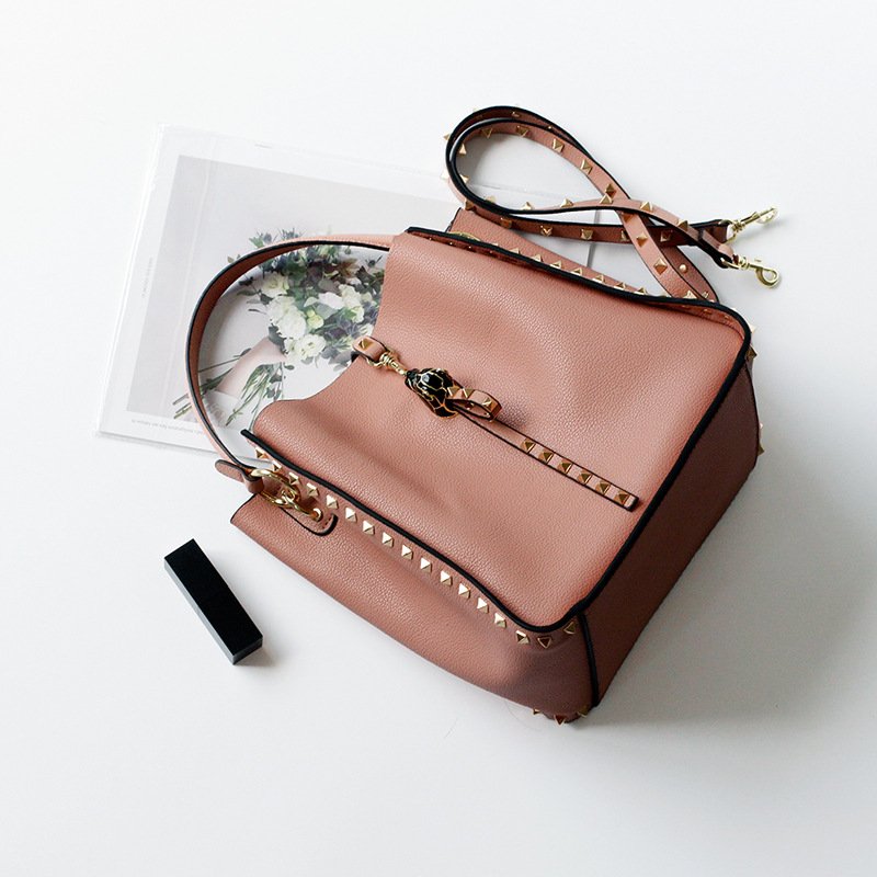 Studded handbag leopard head shoulder soft cowhide mother bag bucket bag - Image 2