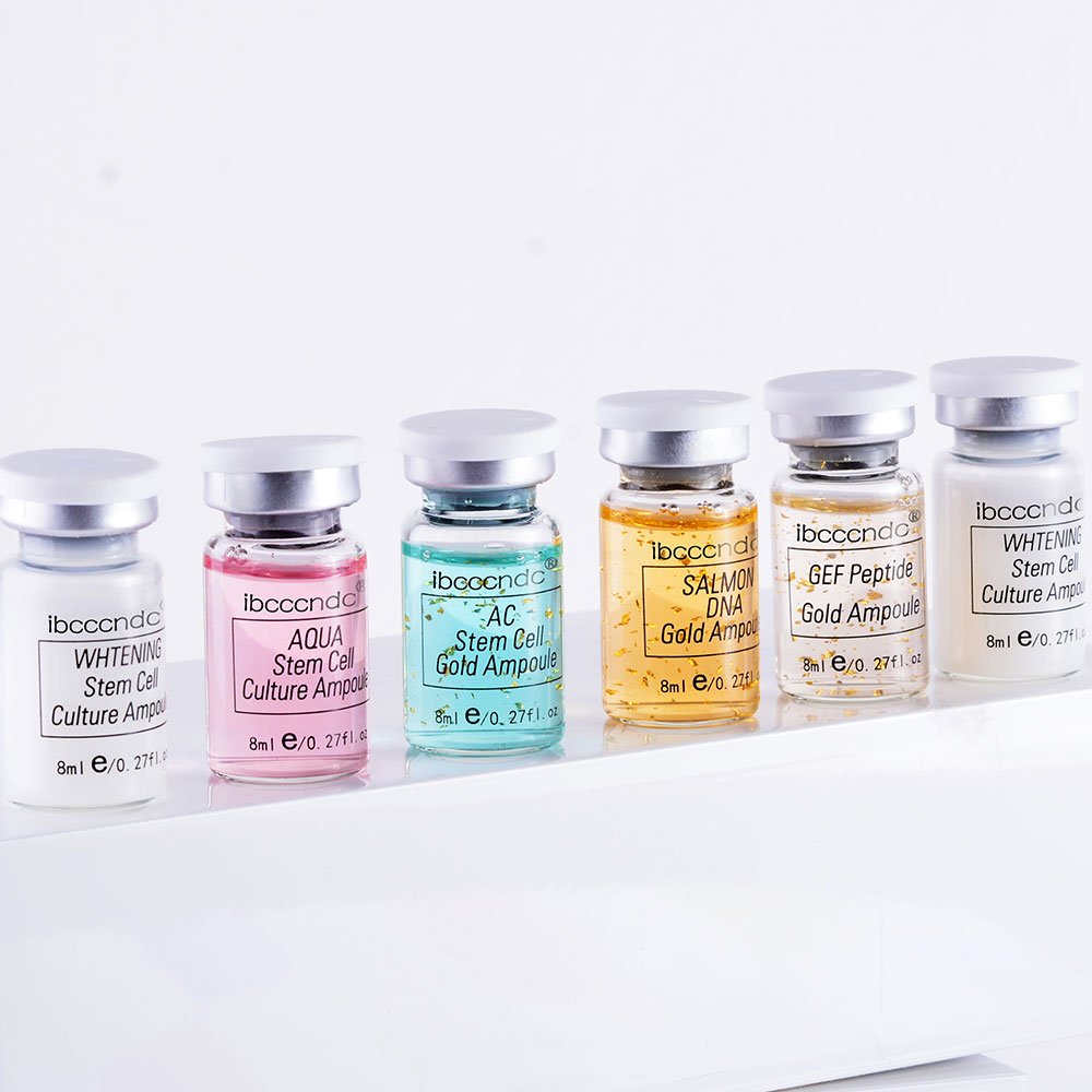 Refining and Brightening Foundation - Image 4