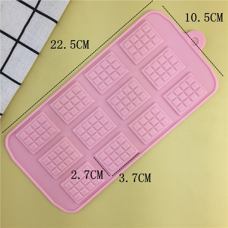 Waffle Plaid Silicone Chocolate Mold Baking Tool - Image 6
