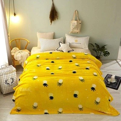 Colorful pineapple velvet blanket - Image 4
