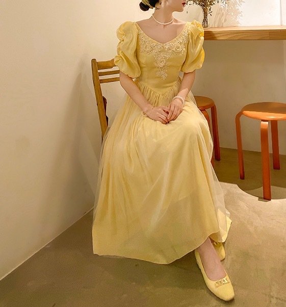 French Small Number Of Satin Dress For Women, Waistline Shows Thin Mesh Splicing Princess Skirt