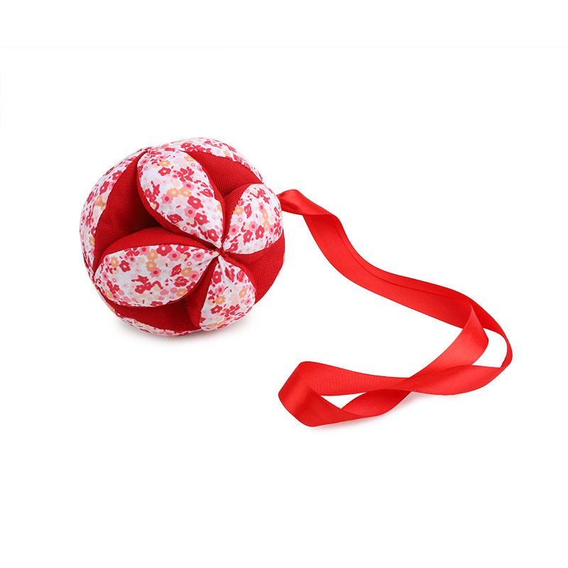 Baby hand catching cloth ball - Image 4