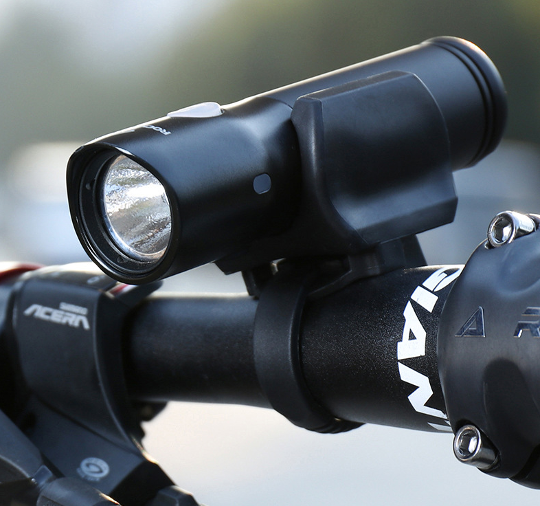 Bicycle light night riding rechargeable flashlight - Image 4