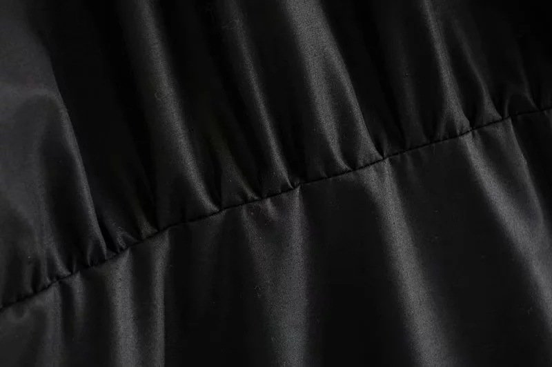 Niche Design Pleated Single-Breasted Hip Skirt - Image 5