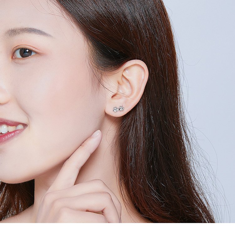 Cute cat paw print earrings - Image 5