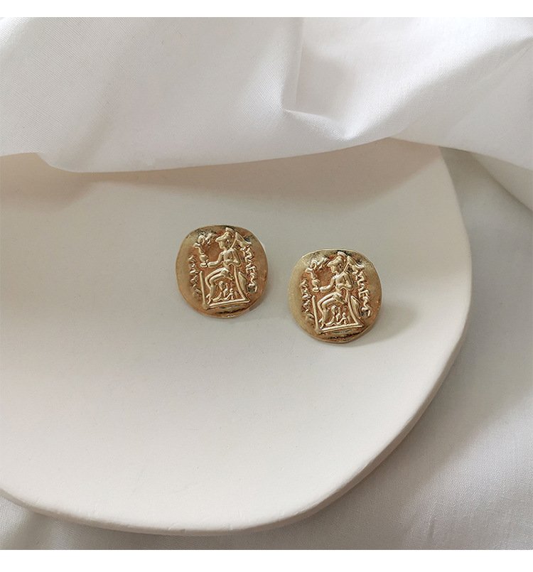 Minimalist retro portrait earrings - Image 6