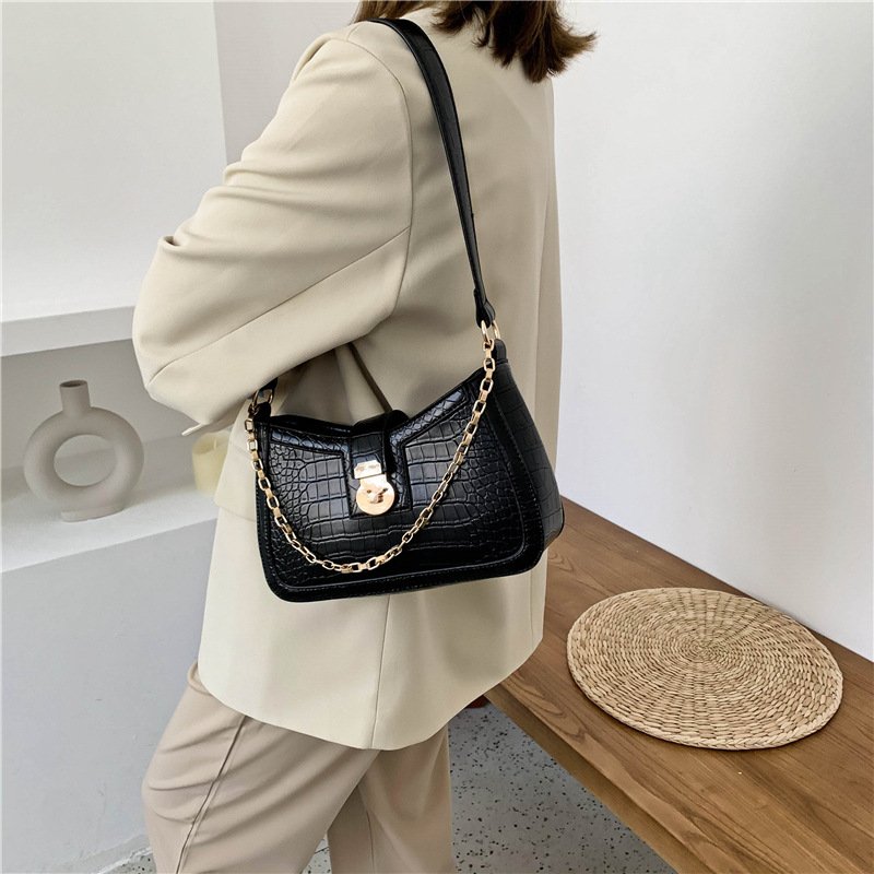 Women's bag new Korean version chain armpit bag baguette chain shoulder bag - Image 3