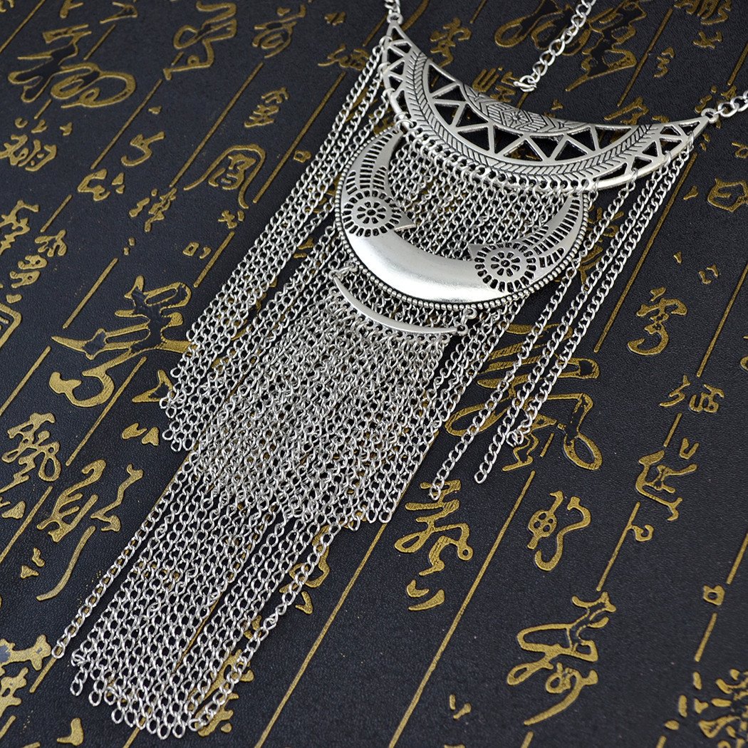 Vintage multi-layer fringed necklace - Image 2