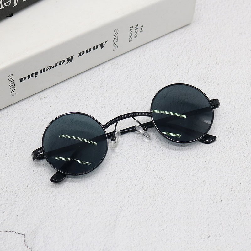 Round Senior Steampunk Fashion Eye Protection Sunglasses - Image 2