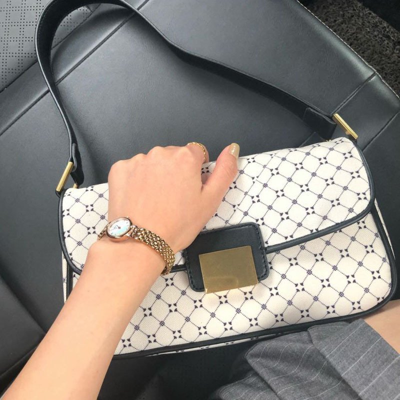 Women's printed geometric shoulder bag - Image 3