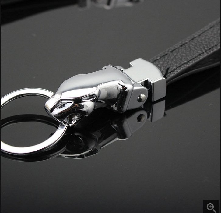 Creative Fashion Keychain Pendant Metal Keychain - Image 2
