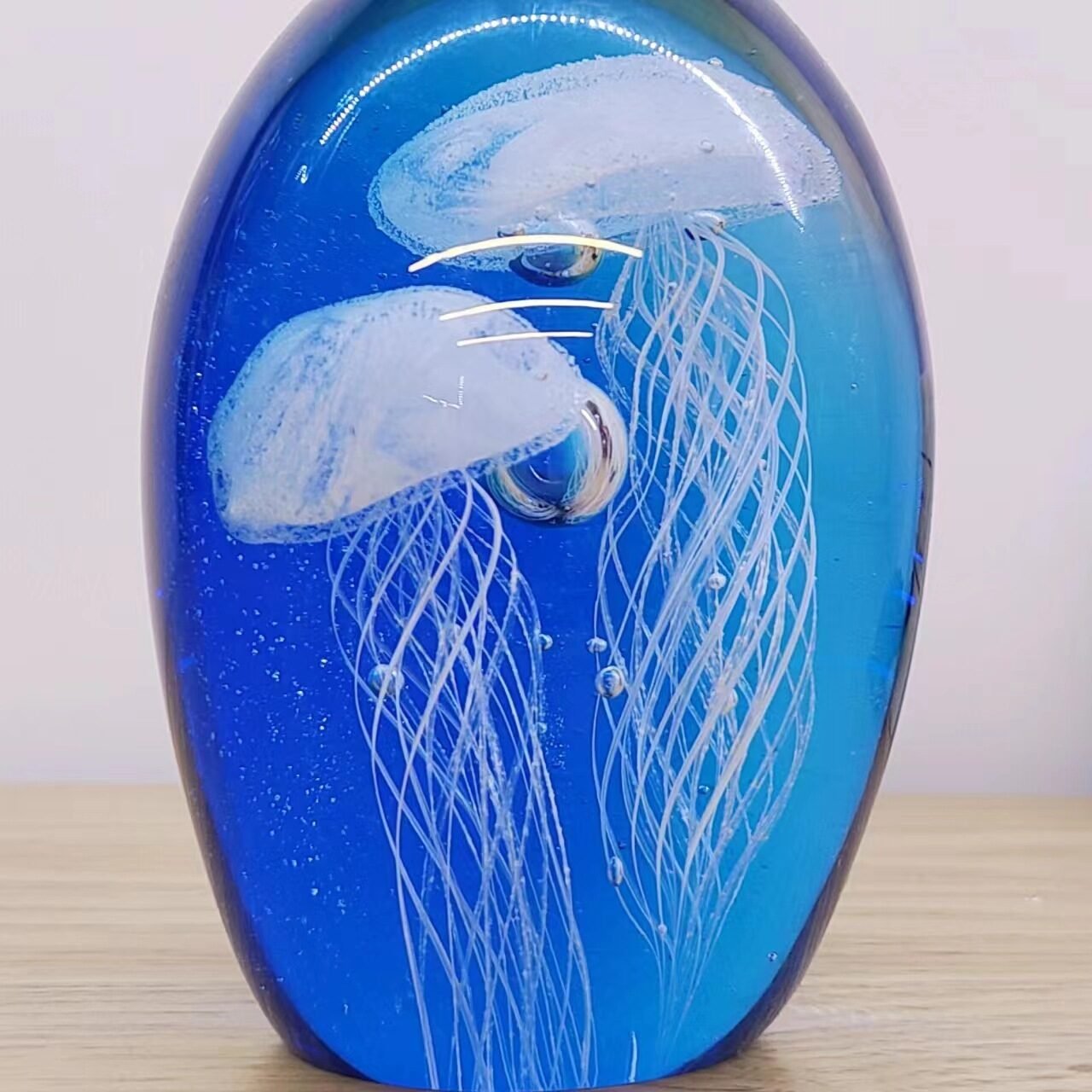 Luminous Glass Ball Jellyfish Ball Ocean Glass Ball Paperweight Ornaments - Image 3
