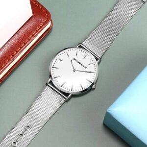Fashion alloy quartz watch