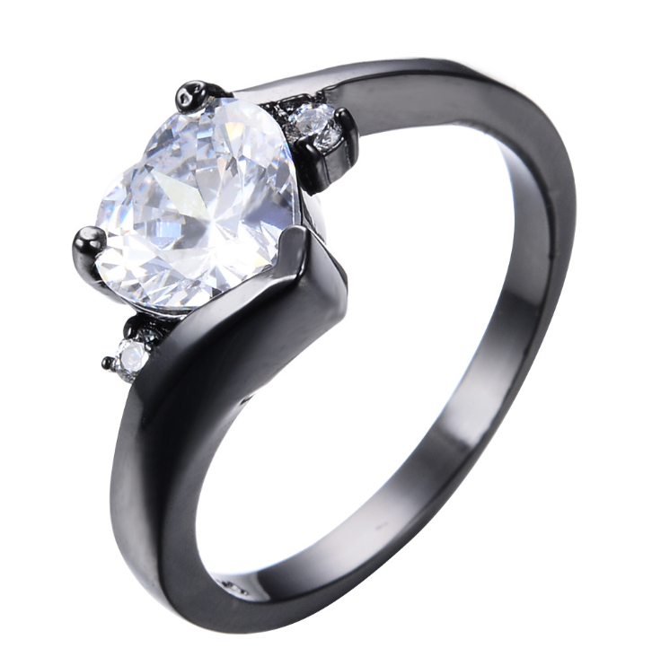New European and American fashion peach heart three-prong ring set with zircon black gold ring - Image 7